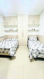Suite 1