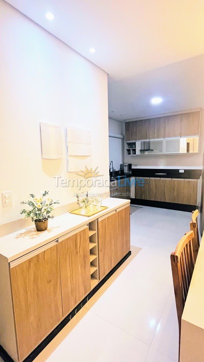 Casa para aluguel de temporada em Bertioga (Condominio Morada da Praia)