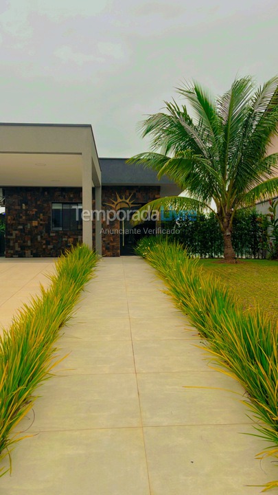 Casa para aluguel de temporada em Bertioga (Condominio Morada da Praia)