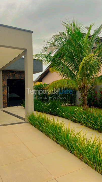 Casa para aluguel de temporada em Bertioga (Condominio Morada da Praia)