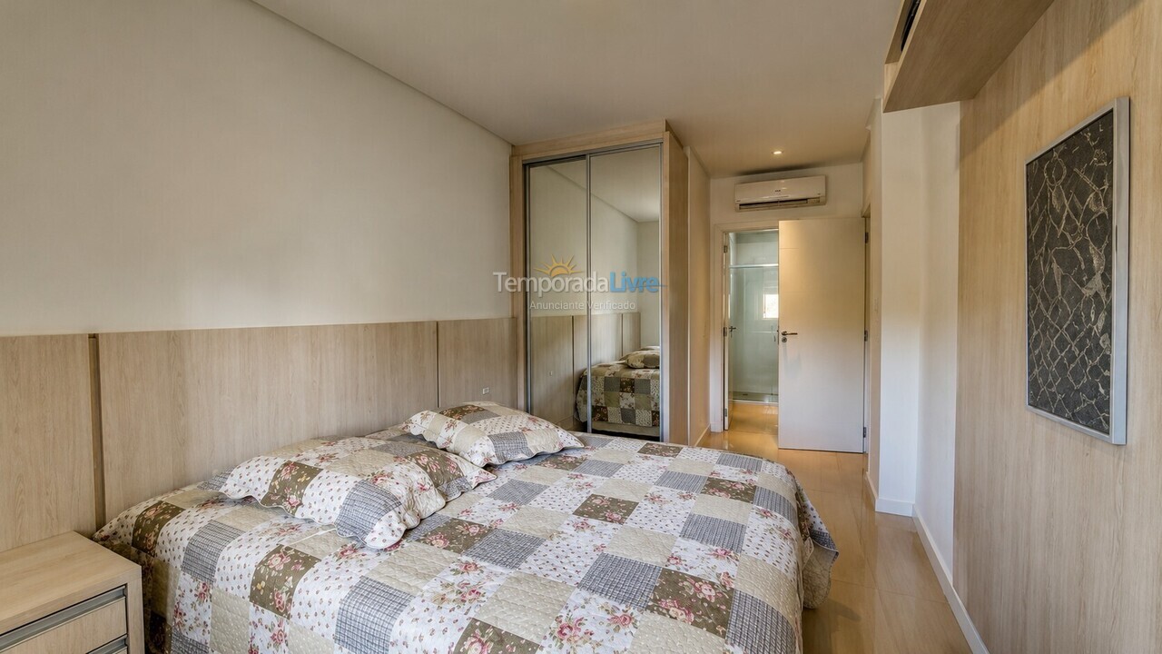 Apartamento para aluguel de temporada em Bombinhas (Praia de Bombinhas)