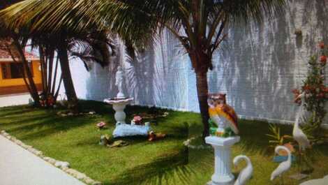 Casa de Praia com Piscina em Caraguá