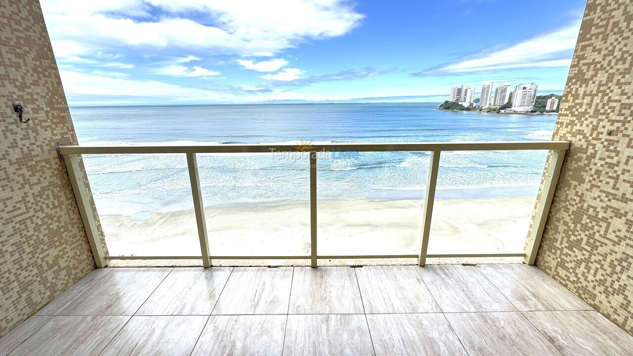 Apartment for vacation rental in Guarujá (Pitangueiras)