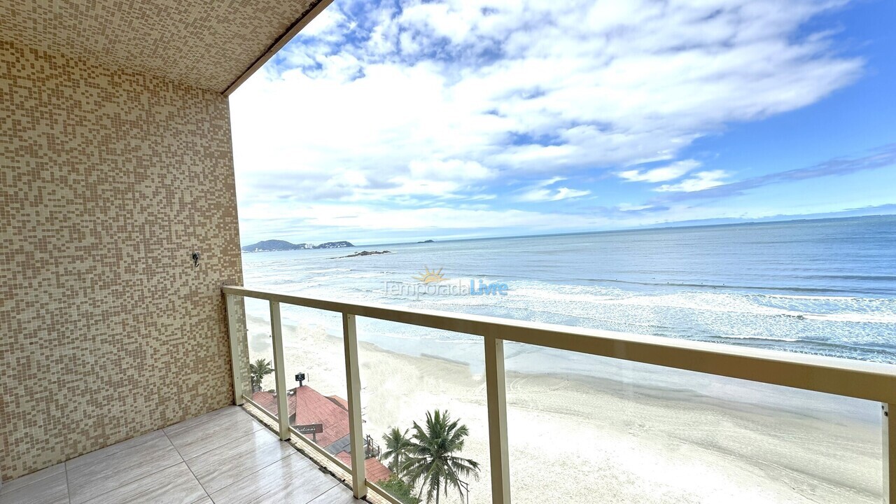 Apartment for vacation rental in Guarujá (Pitangueiras)