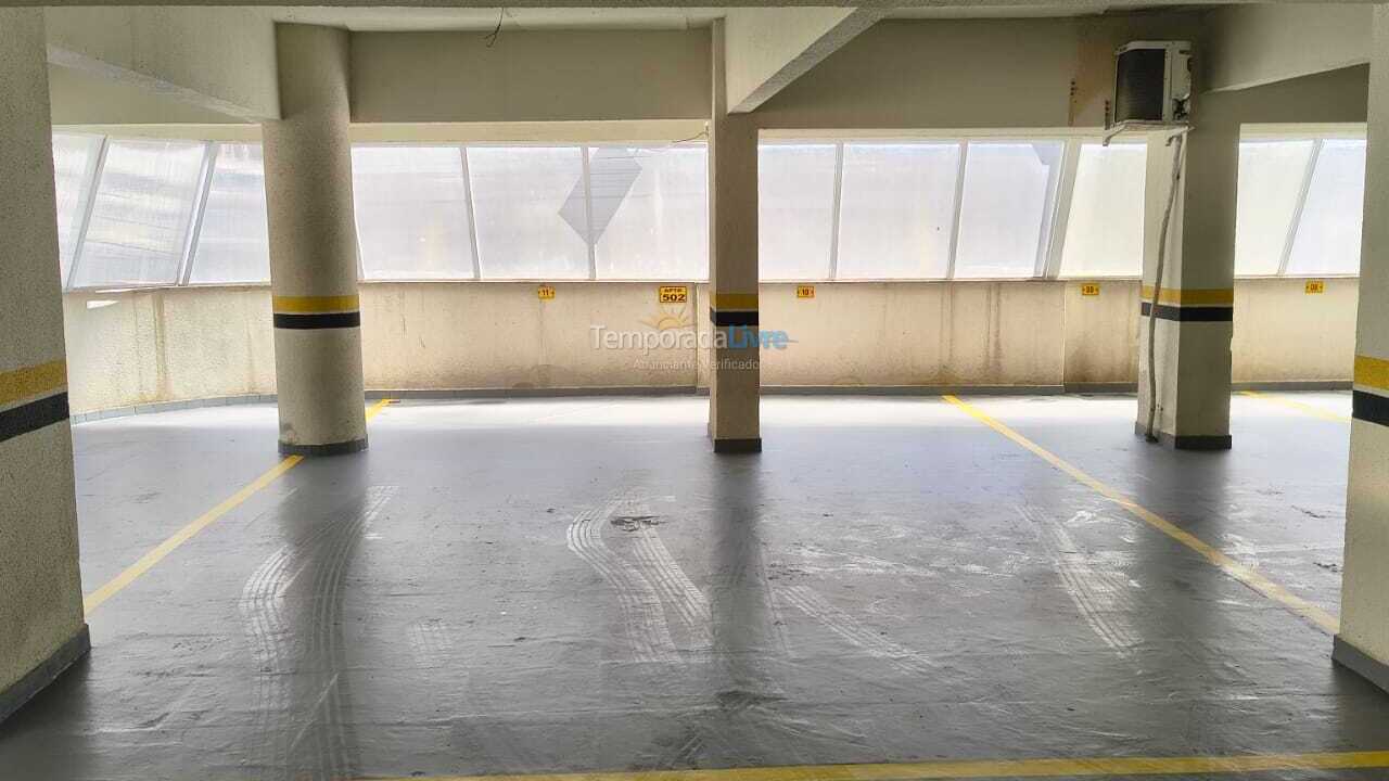 Apartamento para aluguel de temporada em Itapema (Meia Praia)