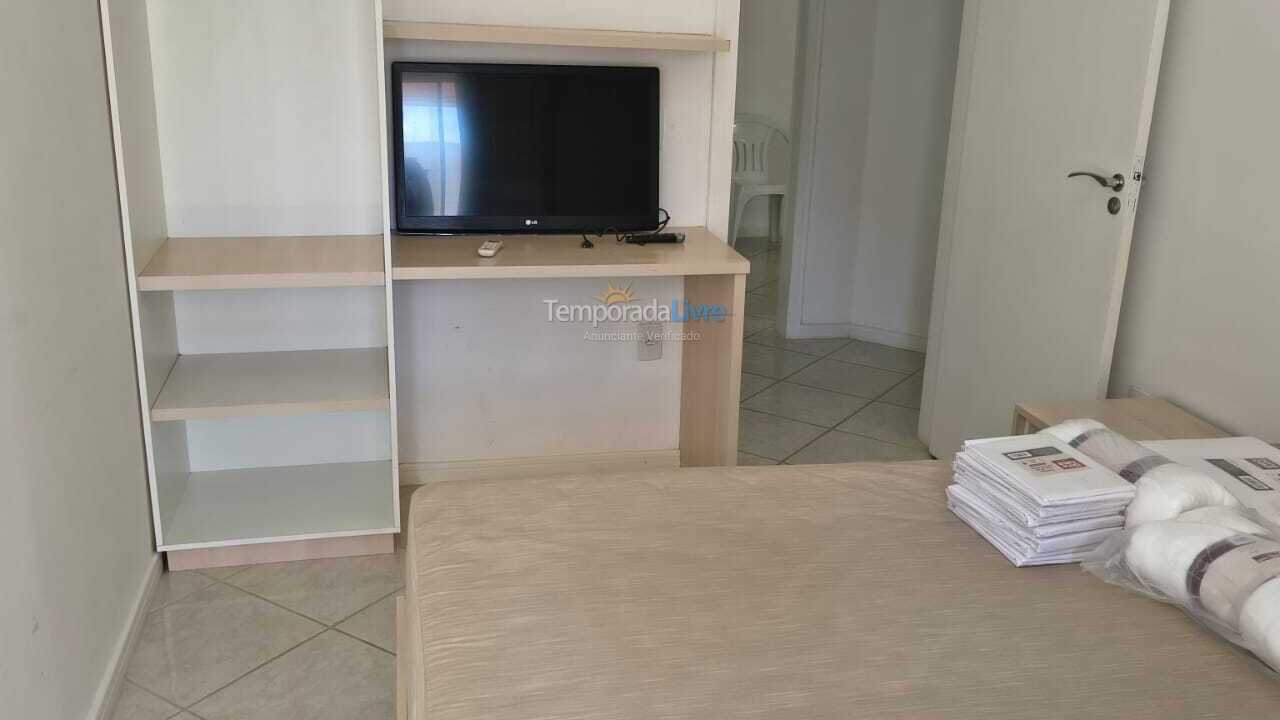Apartamento para aluguel de temporada em Itapema (Meia Praia)
