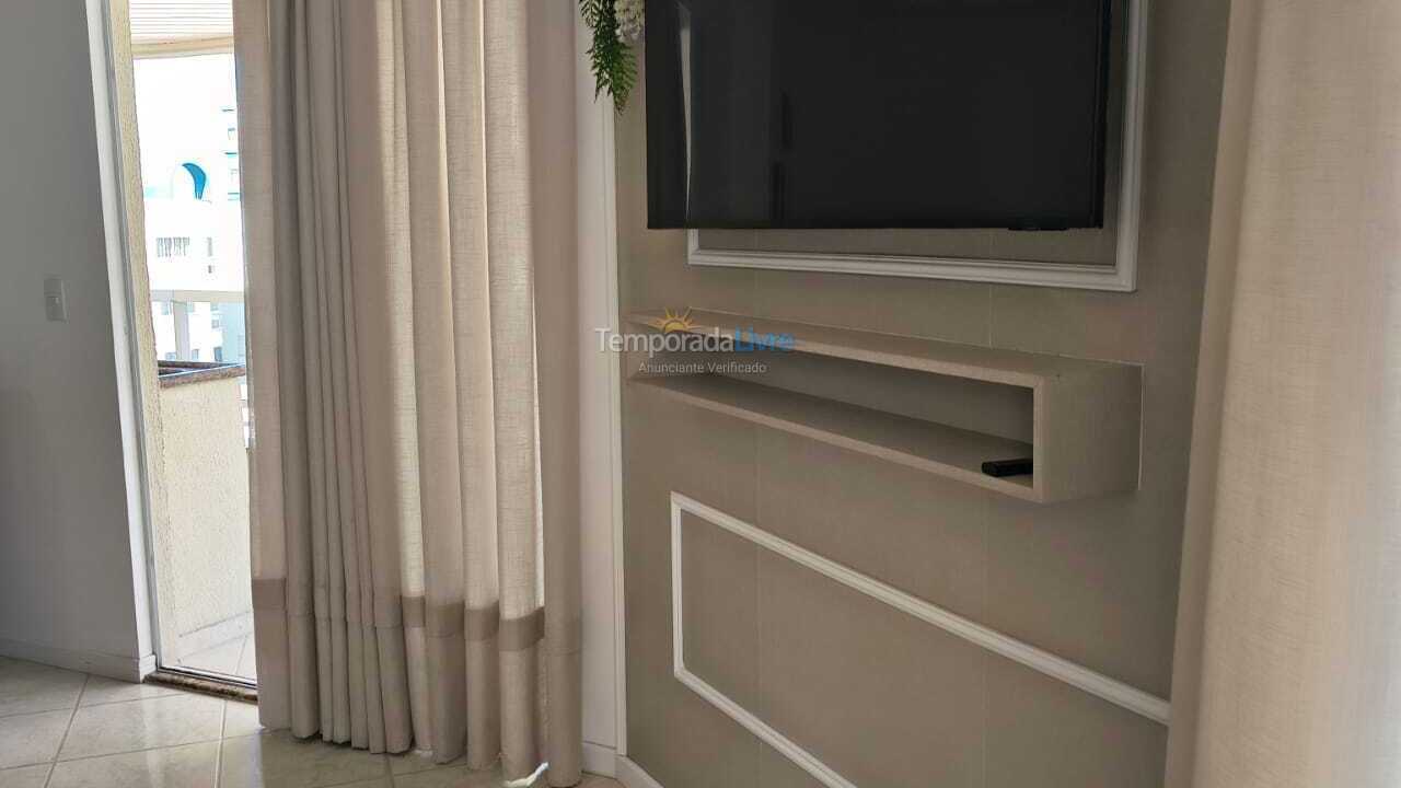 Apartamento para aluguel de temporada em Itapema (Meia Praia)