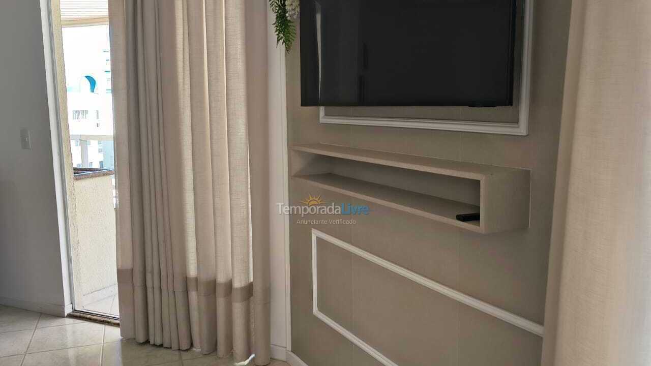 Apartamento para aluguel de temporada em Itapema (Meia Praia)