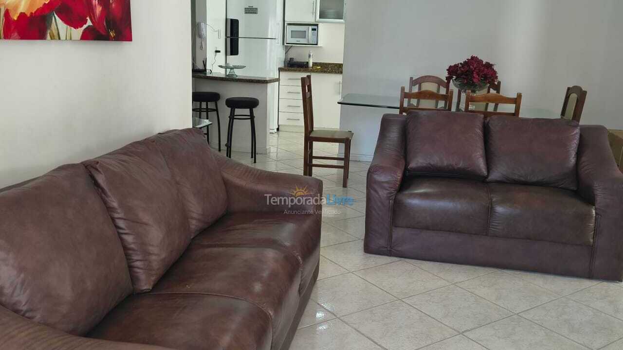 Apartamento para aluguel de temporada em Itapema (Meia Praia)