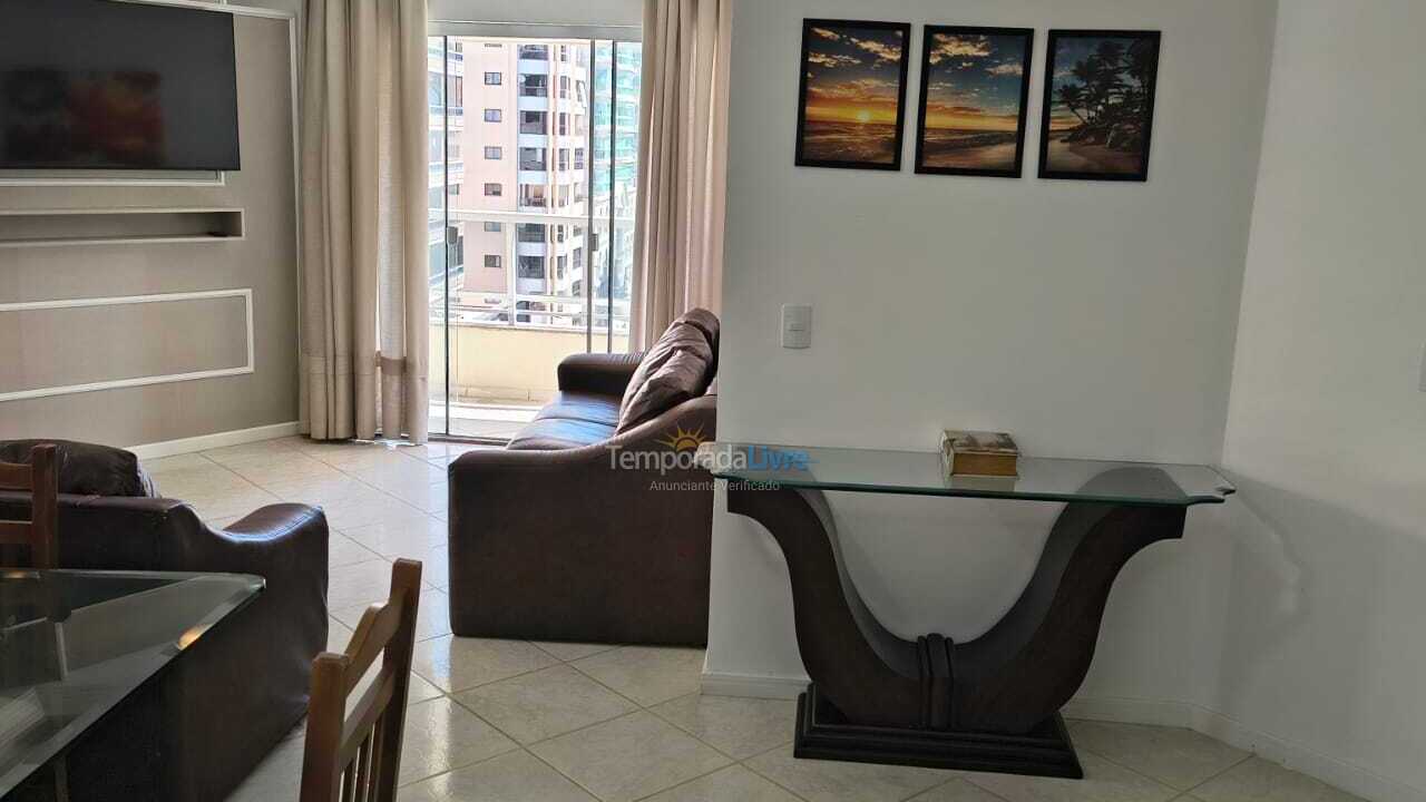 Apartamento para aluguel de temporada em Itapema (Meia Praia)