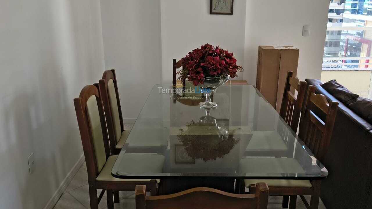 Apartamento para aluguel de temporada em Itapema (Meia Praia)