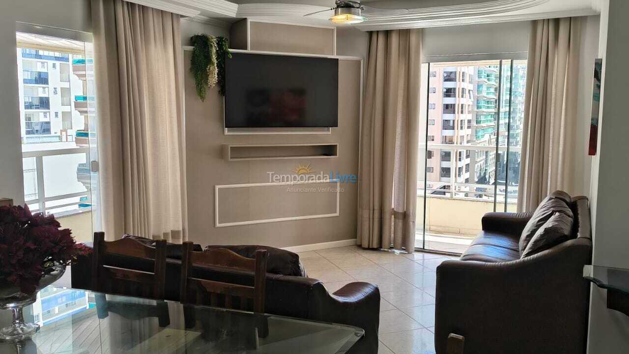 Apartamento para aluguel de temporada em Itapema (Meia Praia)