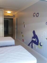 Apartamento en condominio frente al mar