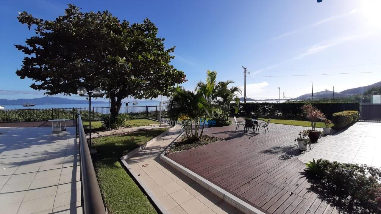 Apartamento para alquiler de vacaciones em Florianópolis (Cachoeira do Bom Jesus)