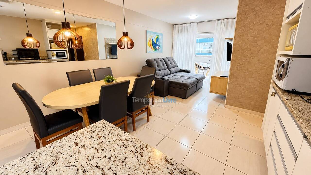 Apartamento para aluguel de temporada em Bombinhas (Praia de Bombas)