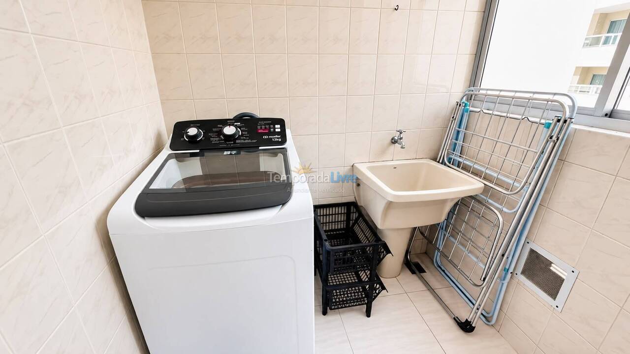 Apartamento para aluguel de temporada em Bombinhas (Praia de Bombas)