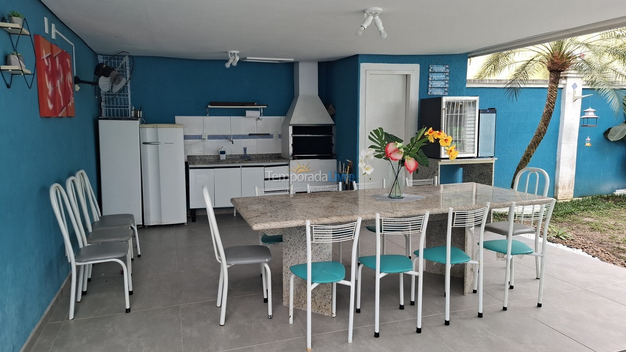 Casa para aluguel de temporada em São Sebastião (Barequeçaba)