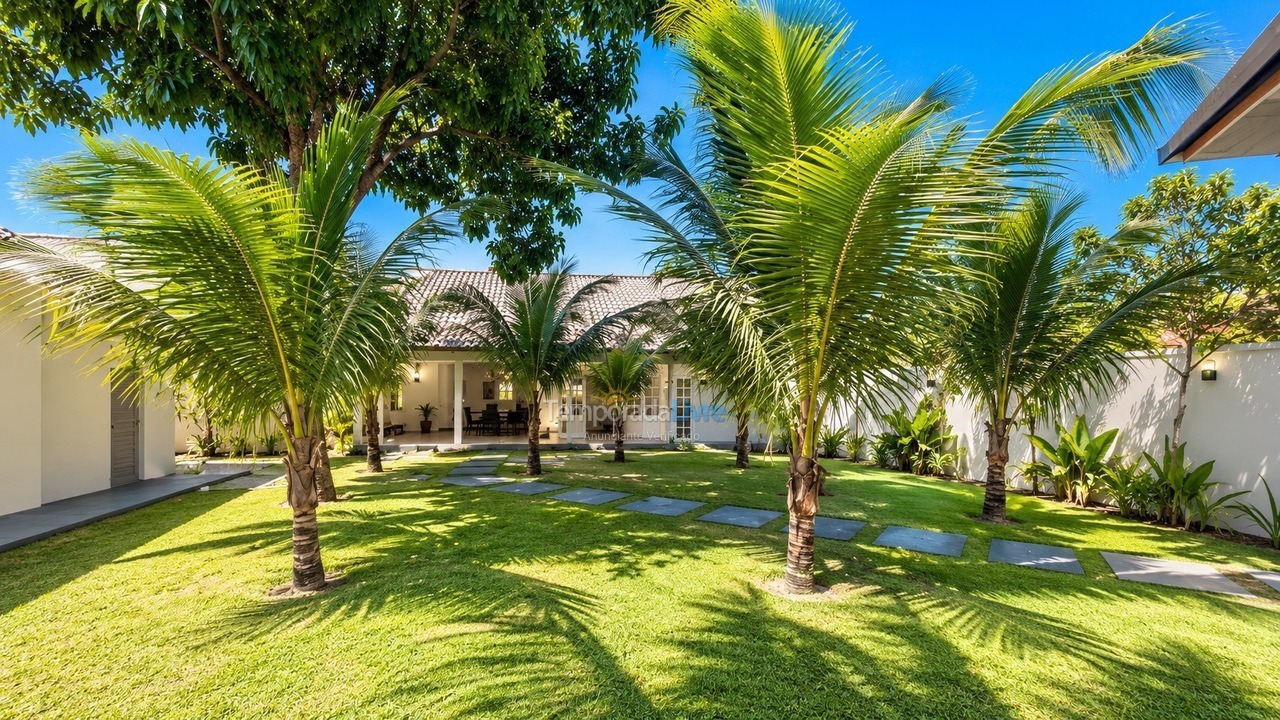 Casa para aluguel de temporada em Porto Seguro (Arraial Dajuda São Francisco)