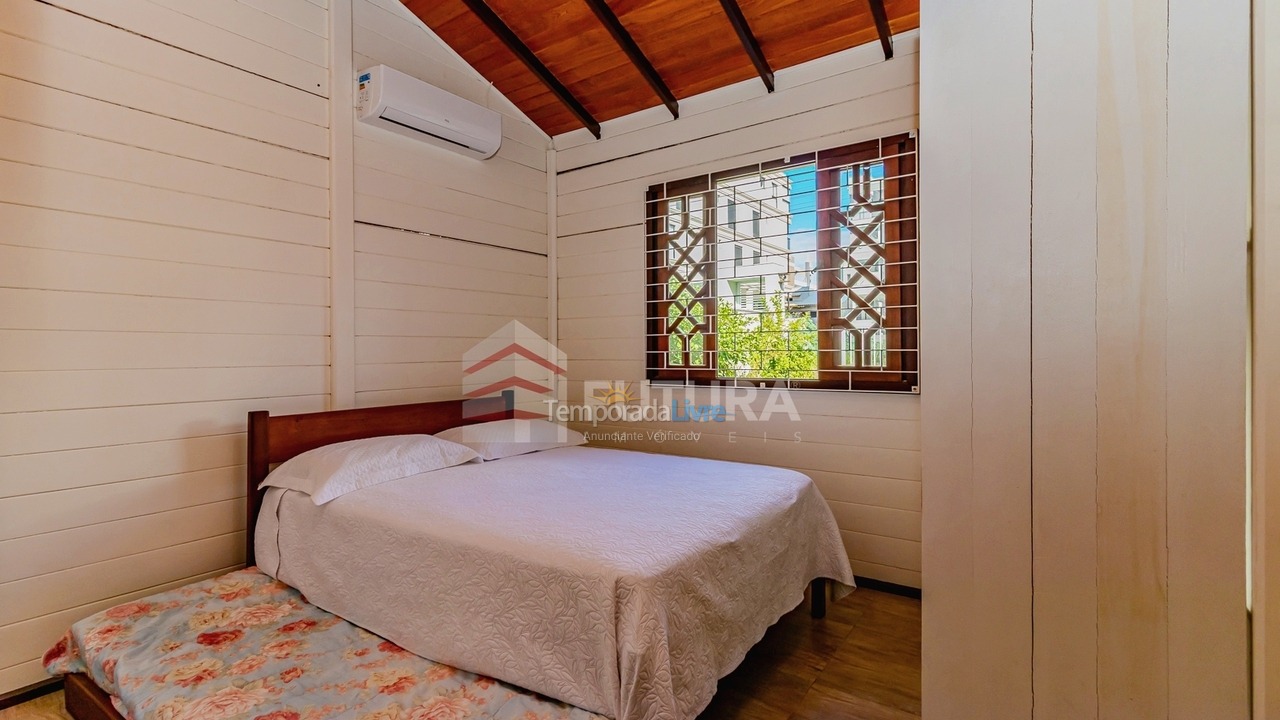 Casa para alquiler de vacaciones em Bombinhas (Mariscal)
