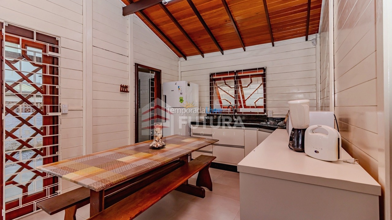 Casa para alquiler de vacaciones em Bombinhas (Mariscal)