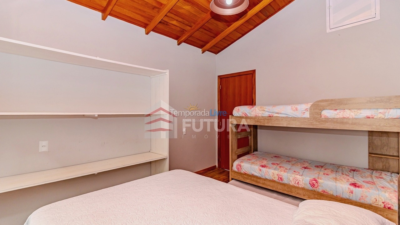 Casa para alquiler de vacaciones em Bombinhas (Mariscal)