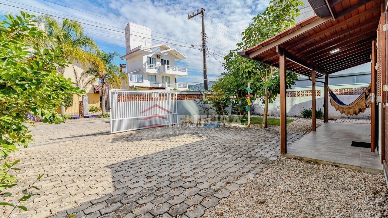 Casa para alquiler de vacaciones em Bombinhas (Mariscal)