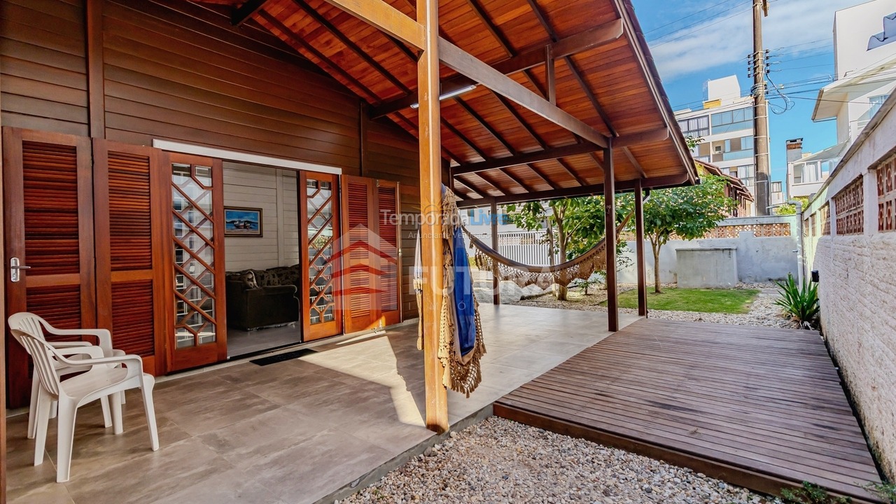 Casa para alquiler de vacaciones em Bombinhas (Mariscal)
