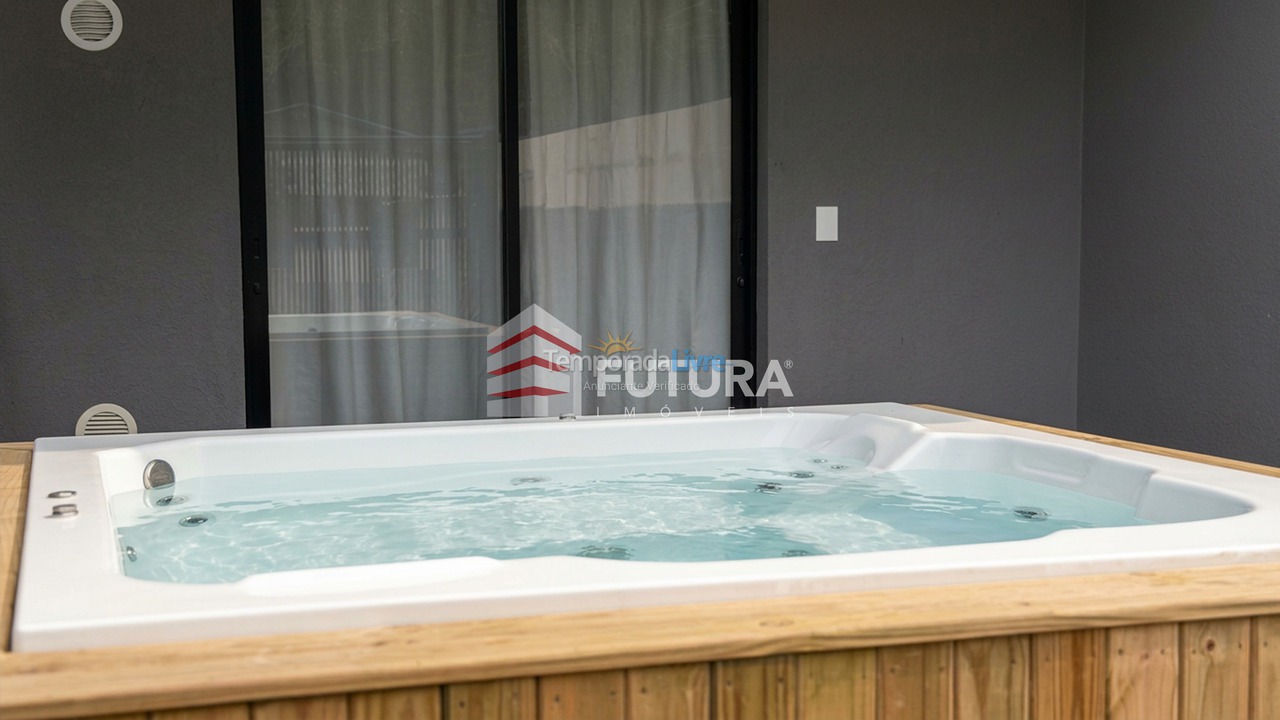 Casa para alquiler de vacaciones em Bombinhas (Mariscal)