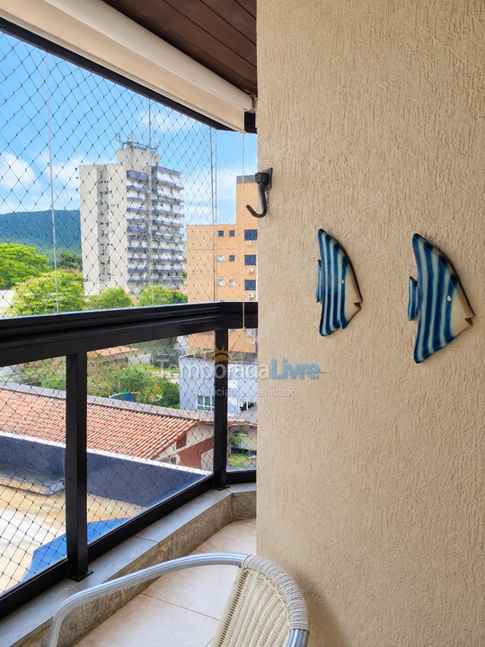Apartamento para aluguel de temporada em Guarujá (Praia do Tombo)