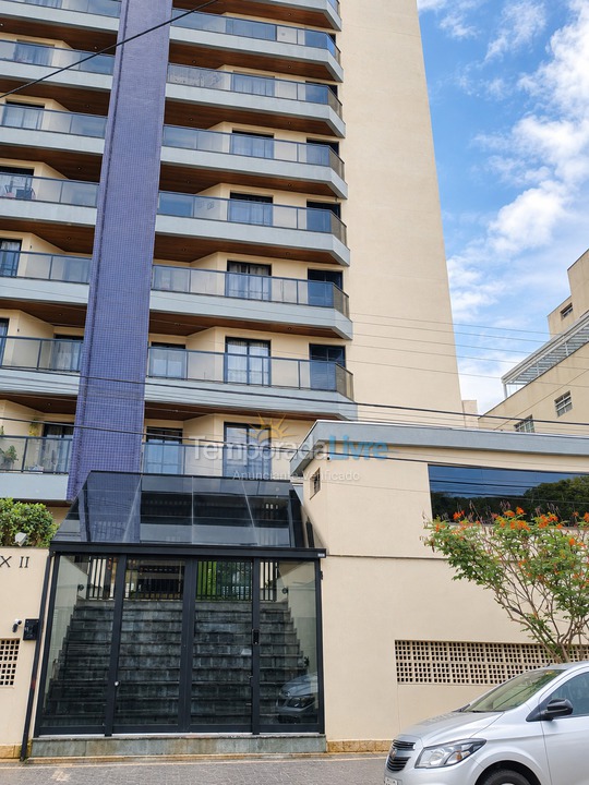 Apartamento para aluguel de temporada em Guarujá (Praia do Tombo)