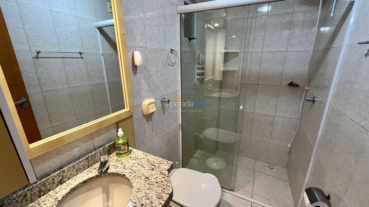 Apartamento para aluguel de temporada em Itapema (Meia Praia)