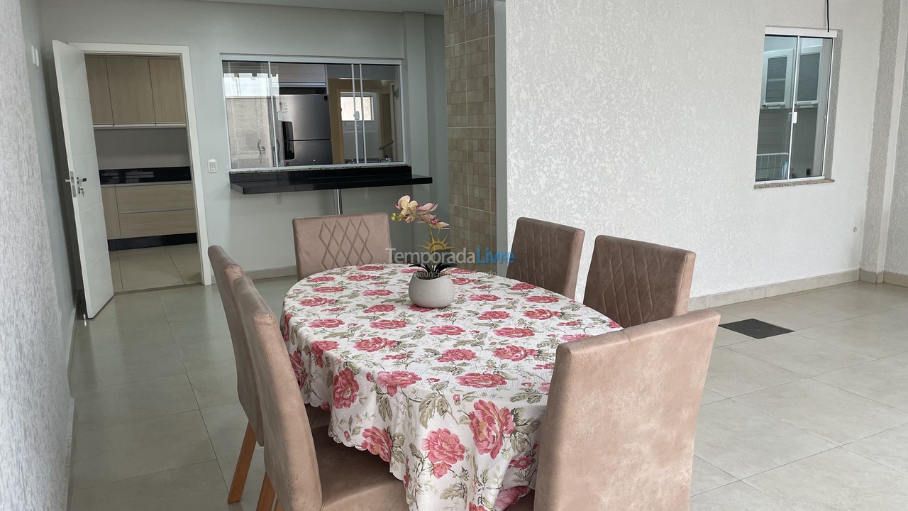 Casa para aluguel de temporada em Foz do Iguaçu (Vila A)