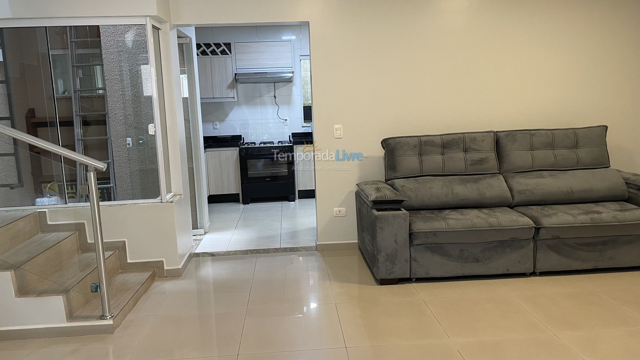 Casa para aluguel de temporada em Foz do Iguaçu (Vila A)