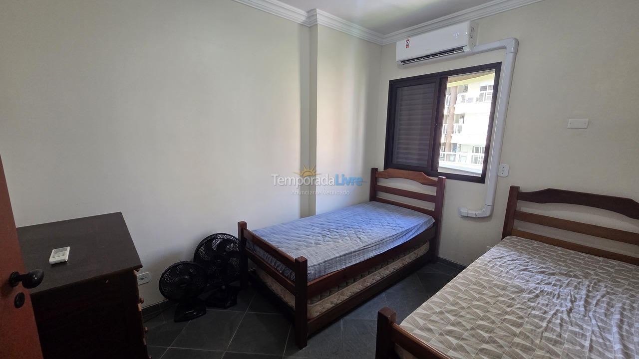 Apartment for vacation rental in Guarujá (Pitangueiras)