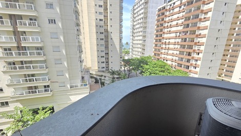 Pitangueiras | Ocean View | 2 Bedrooms with Air Conditioning | 2 Parking Spaces | Sleeps Up to 8