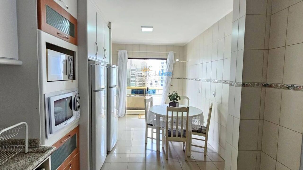 Apartamento para alquiler de vacaciones em Itapema (Meia Praia)