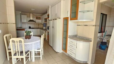 Apartamento para 12 personas cerca de Russi&amp;Russi.
