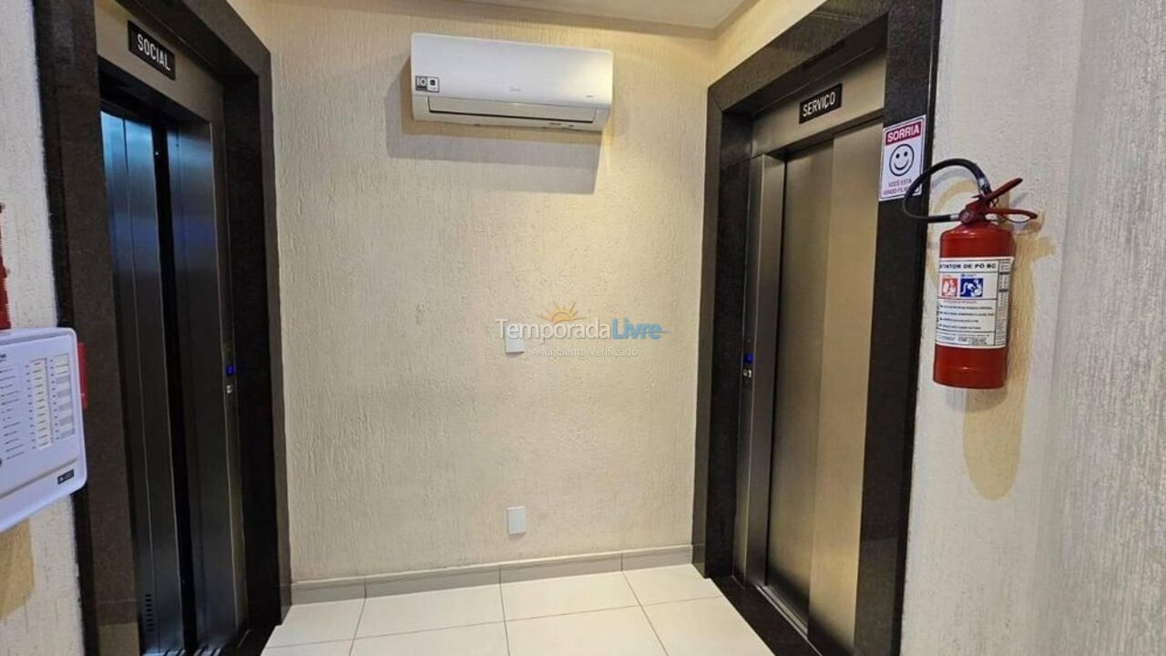 Apartamento para alquiler de vacaciones em Itapema (Meia Praia)