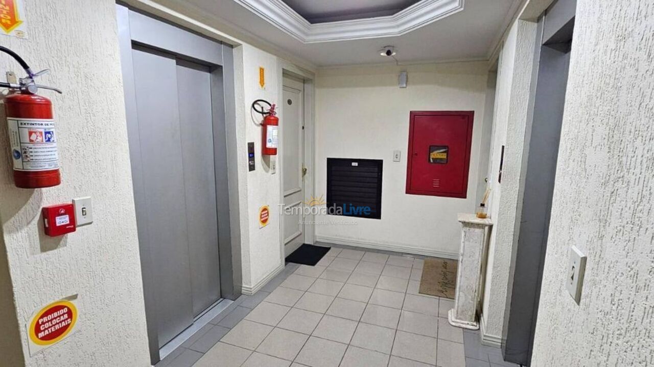 Apartamento para alquiler de vacaciones em Itapema (Meia Praia)