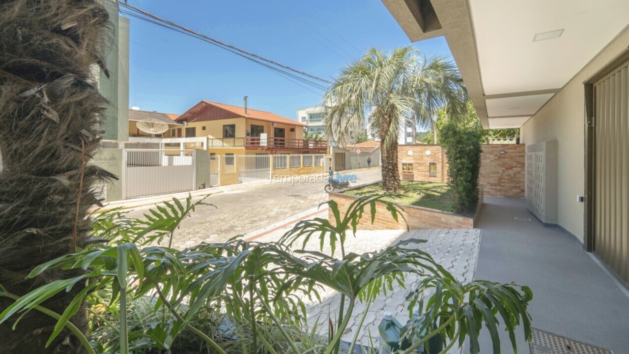 Apartamento para aluguel de temporada em Bombinhas (Praia de Bombinhas)