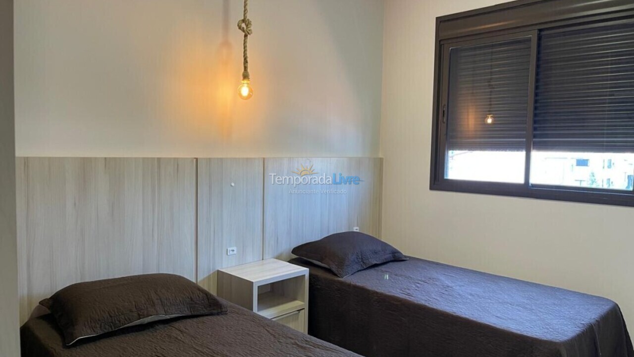 Apartamento para aluguel de temporada em Bombinhas (Praia de Bombinhas)