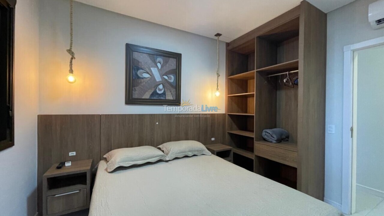 Apartamento para aluguel de temporada em Bombinhas (Praia de Bombinhas)