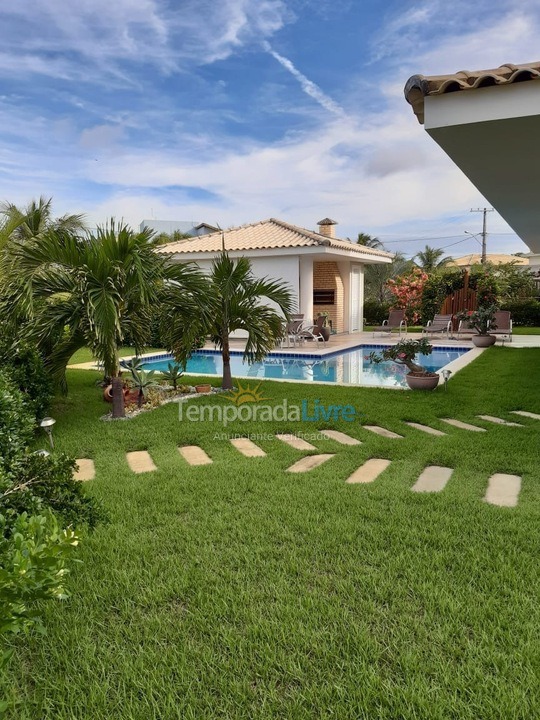 Casa para aluguel de temporada em Camaçari (Praia de Guarajuba)
