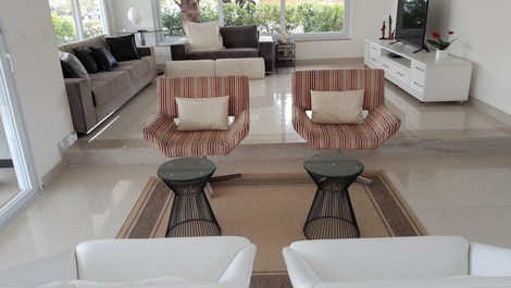 Casa de praia de luxo guarajuba paraiso dos lagos
