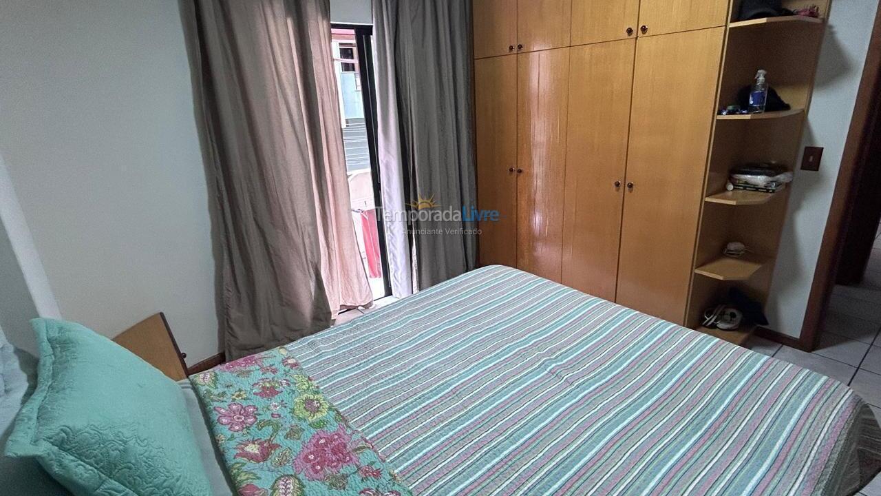 Apartamento para aluguel de temporada em Itapema (Centro)