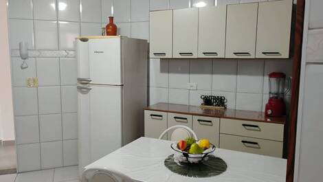 Apartamento en Guilhermina, Praia Grande! Precios flexibles, consulte para más detalles.