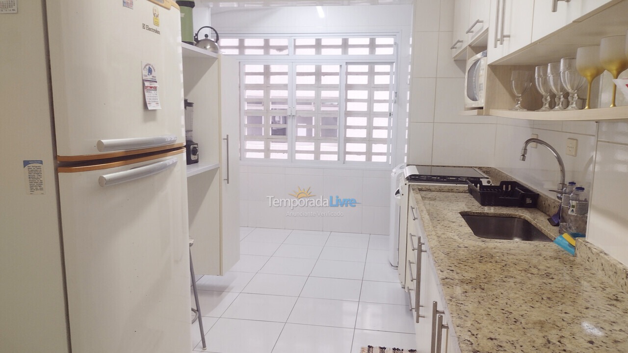 Apartment for vacation rental in Guarujá (Pitangueiras)