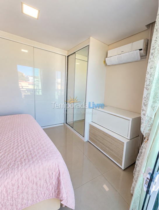 Casa para aluguel de temporada em Bombinhas (Praia de Bombas)