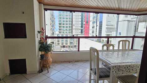 ÓTIMO APARTAMENTO PARA 06 PESSOAS NO CENTRO DE MEIA PRAIA - ITAPEMA