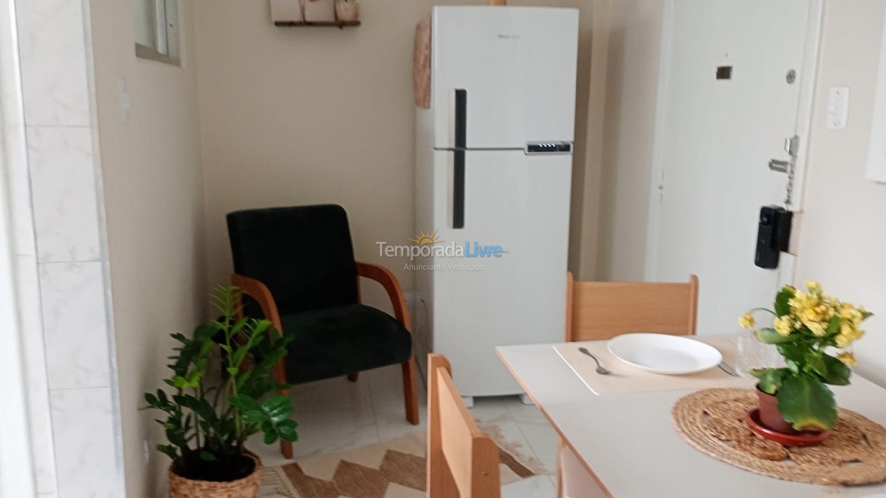 Apartamento para aluguel de temporada em Santos (Aparecida)